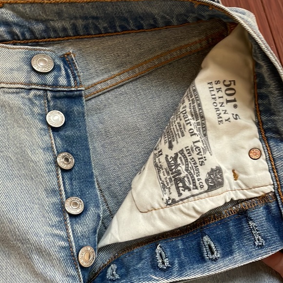 Levi’s 501s premium - Picture 2 of 6